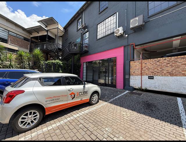 228M² OFFICE TO LET IN MILPARK